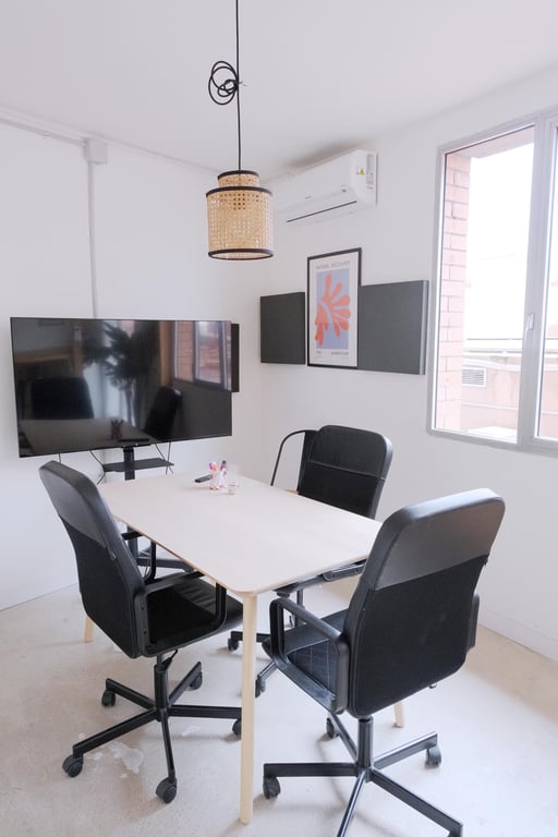 An interior shot of Sunny