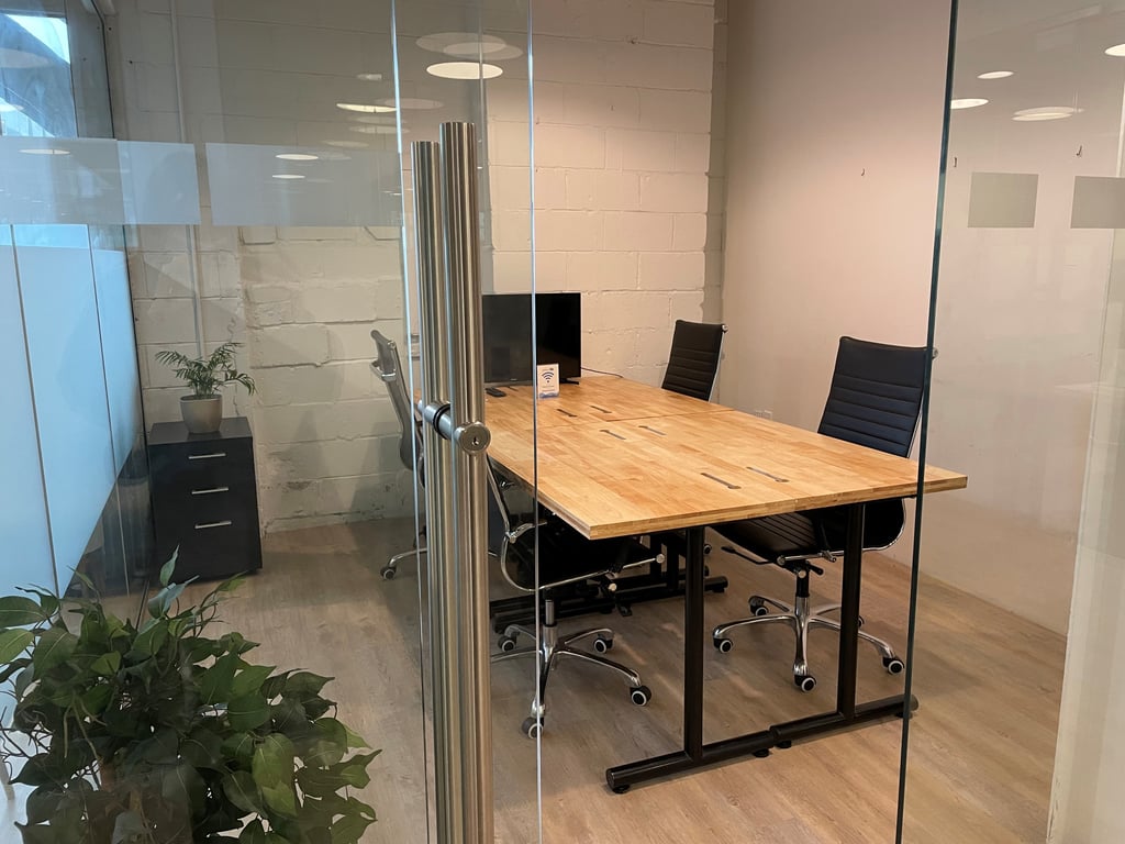 An interior shot of Large Meeting Room B