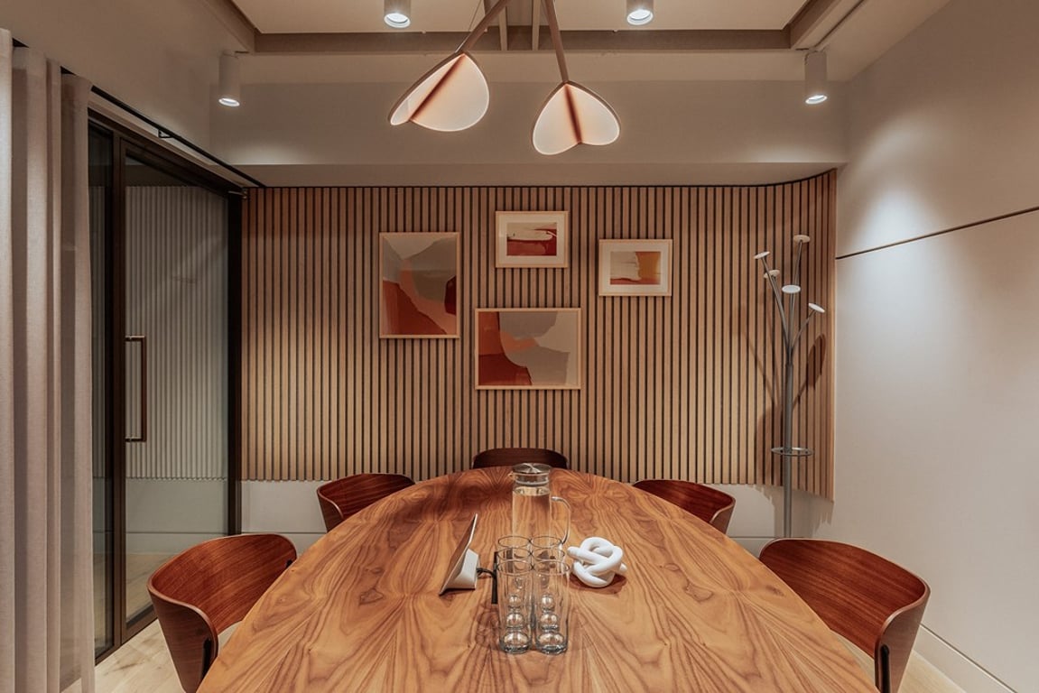 An interior shot of Meeting Room 7