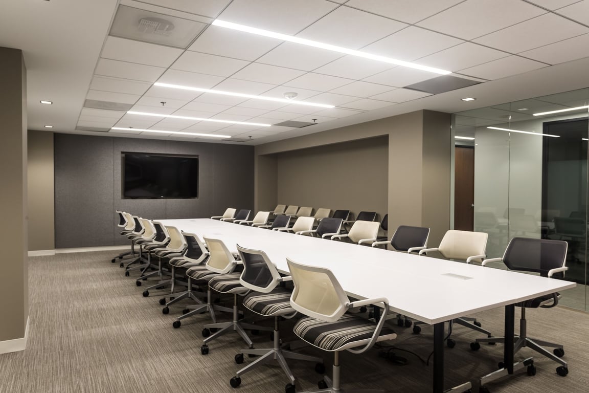 An interior shot of Farragut Executive Boardroom