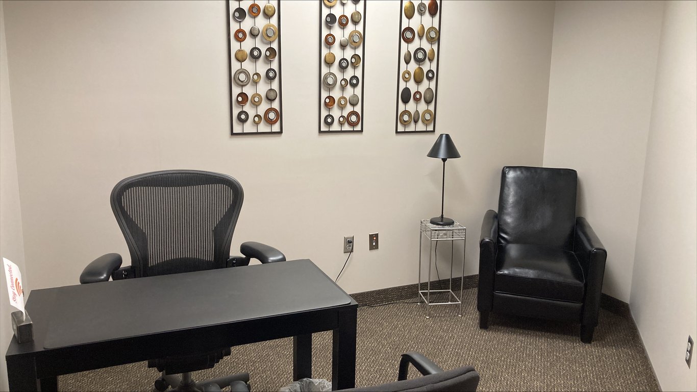 An interior shot of Office 1527