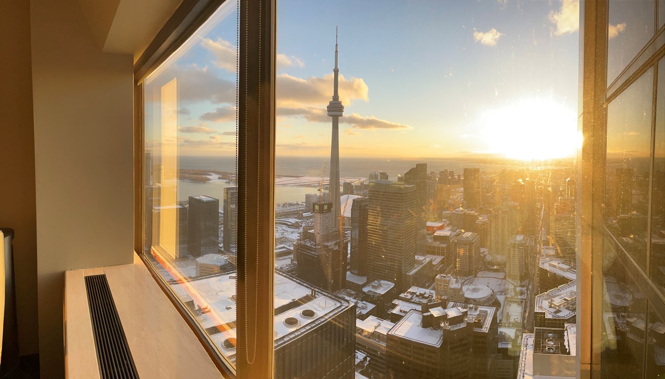 An interior shot of Intelligent Office - First Canadian Place