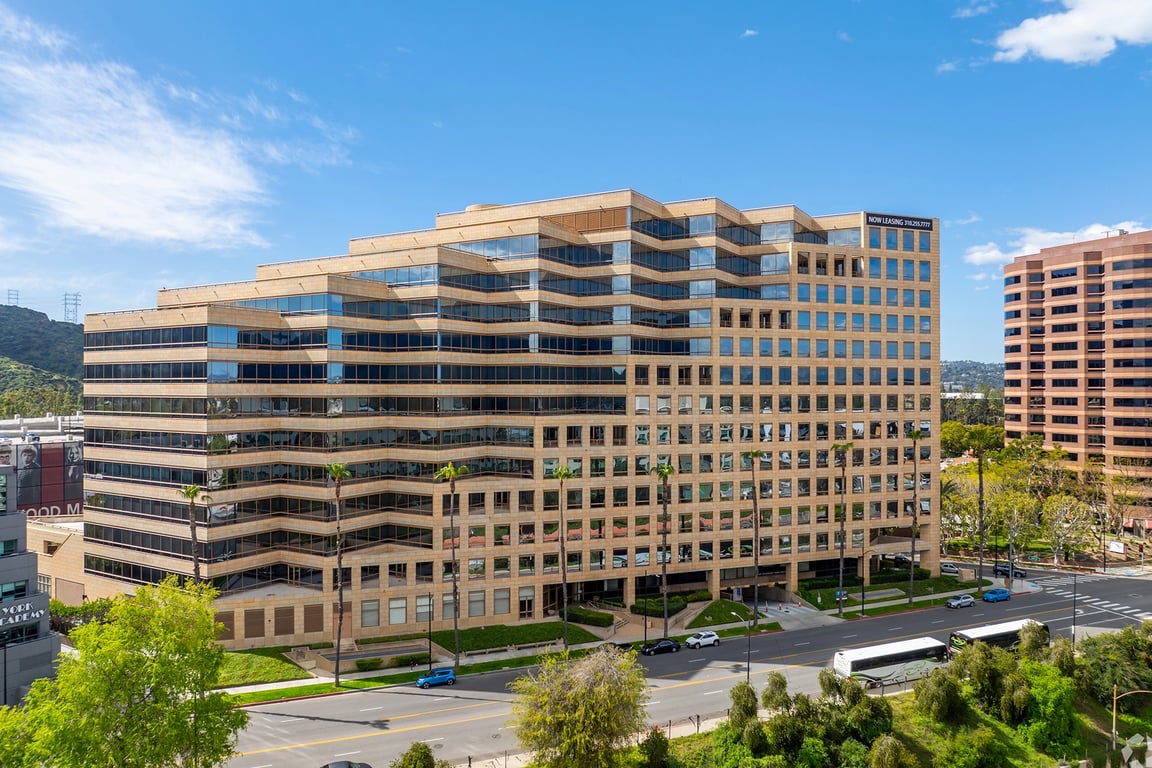 An interior shot of Industrious - Burbank