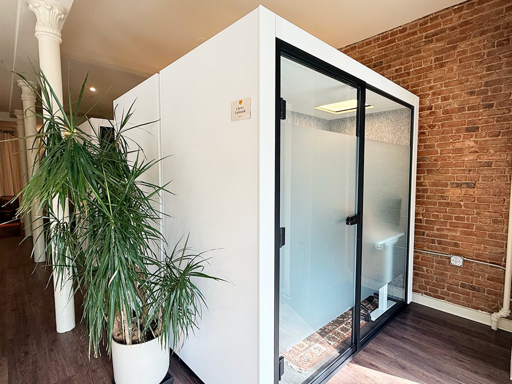 An interior shot of ALCOVE Pod 2 - Cherry Esplanade
