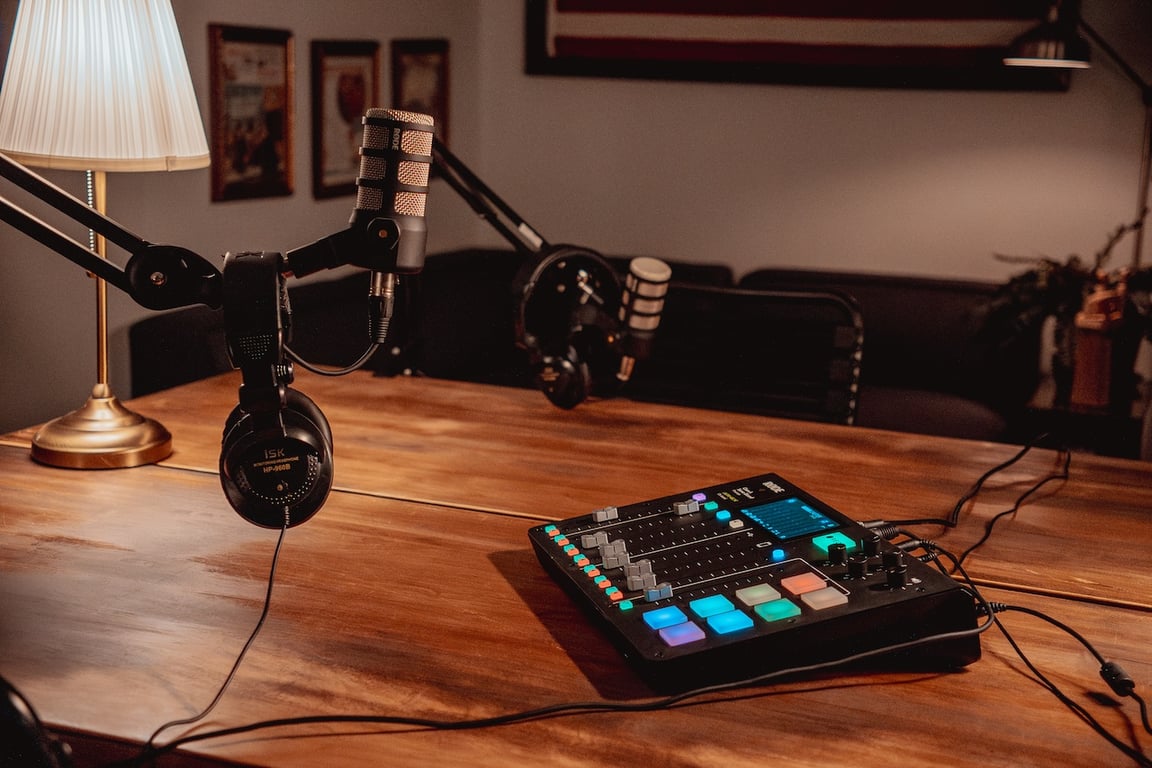 An interior shot of Content Studio (Deep Work Lab)