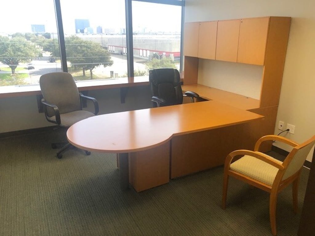 An interior shot of Exterior Private Office - 16