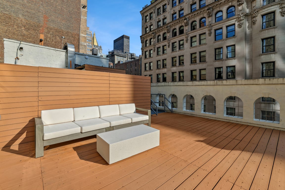 An interior shot of Empire Vista: Nomad Rooftop