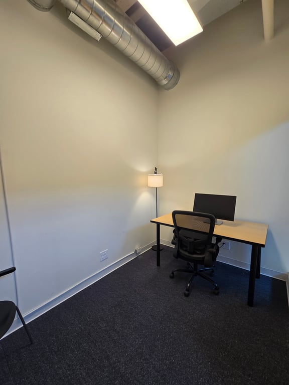 An interior shot of 1 Person Office