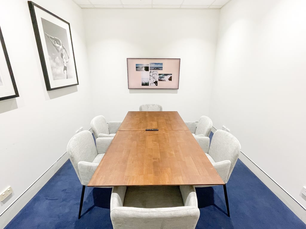 Private Meeting Room for 6 with VC (Level 10 Room A)