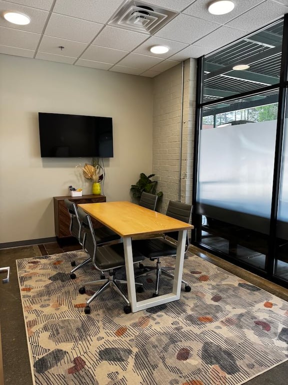 An interior shot of Hillsborough Conference Room (6 people)