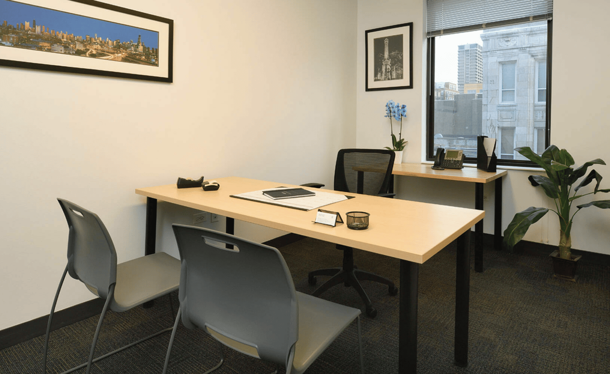 Private Office For 3 People