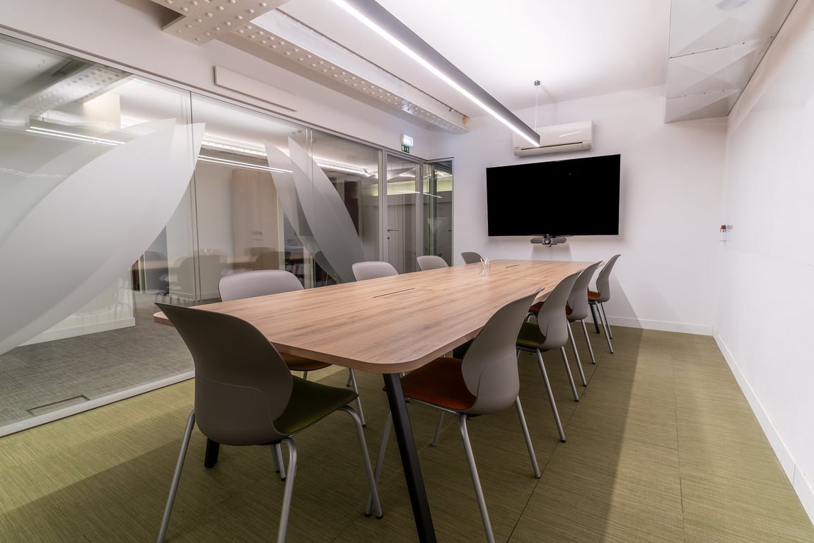 An interior shot of Heden Rossio-2-W-Large Meeting (10) [Videoconference]