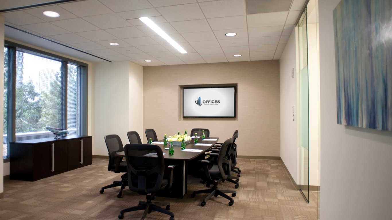 14 Person Conference Room | Midtown
