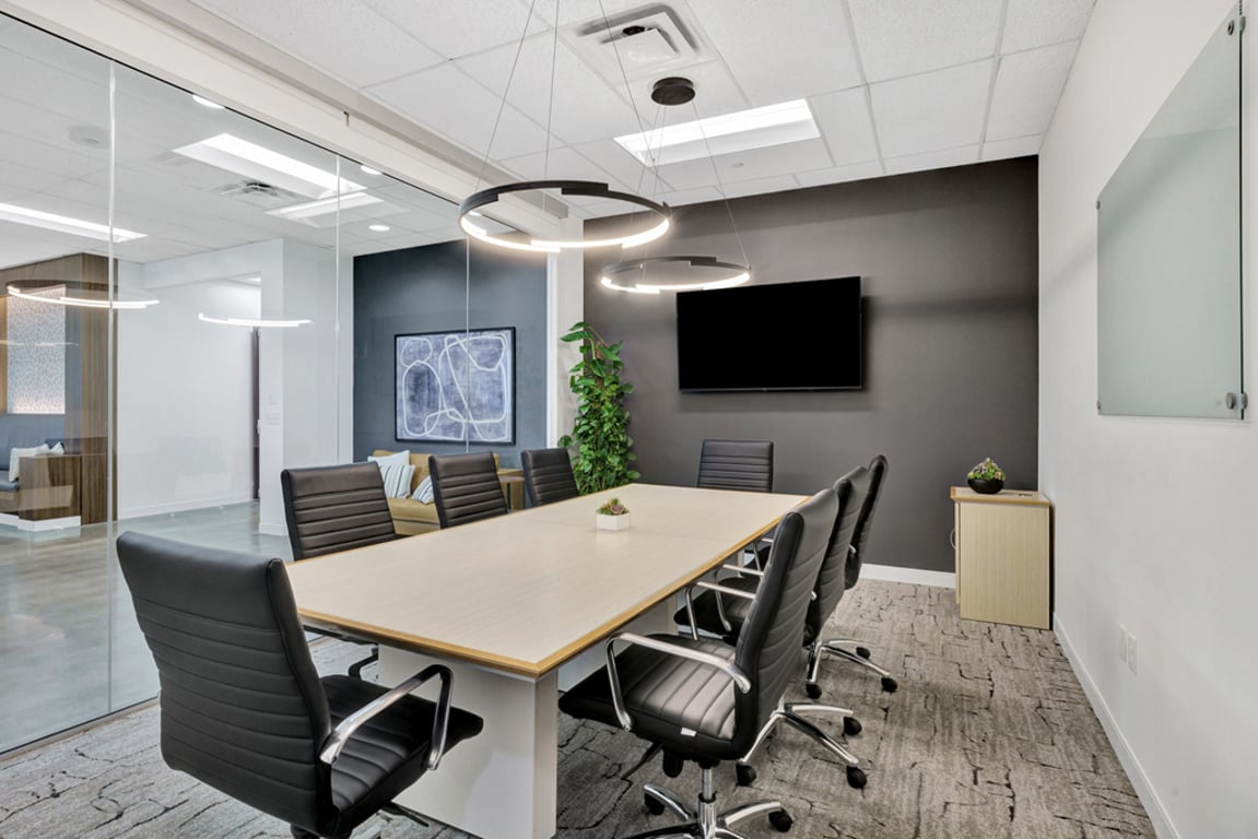 An interior shot of 8 Person Meeting Room B