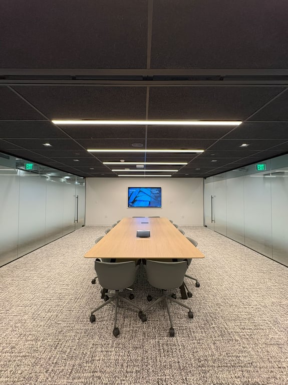 An interior shot of M2018 Meeting Room