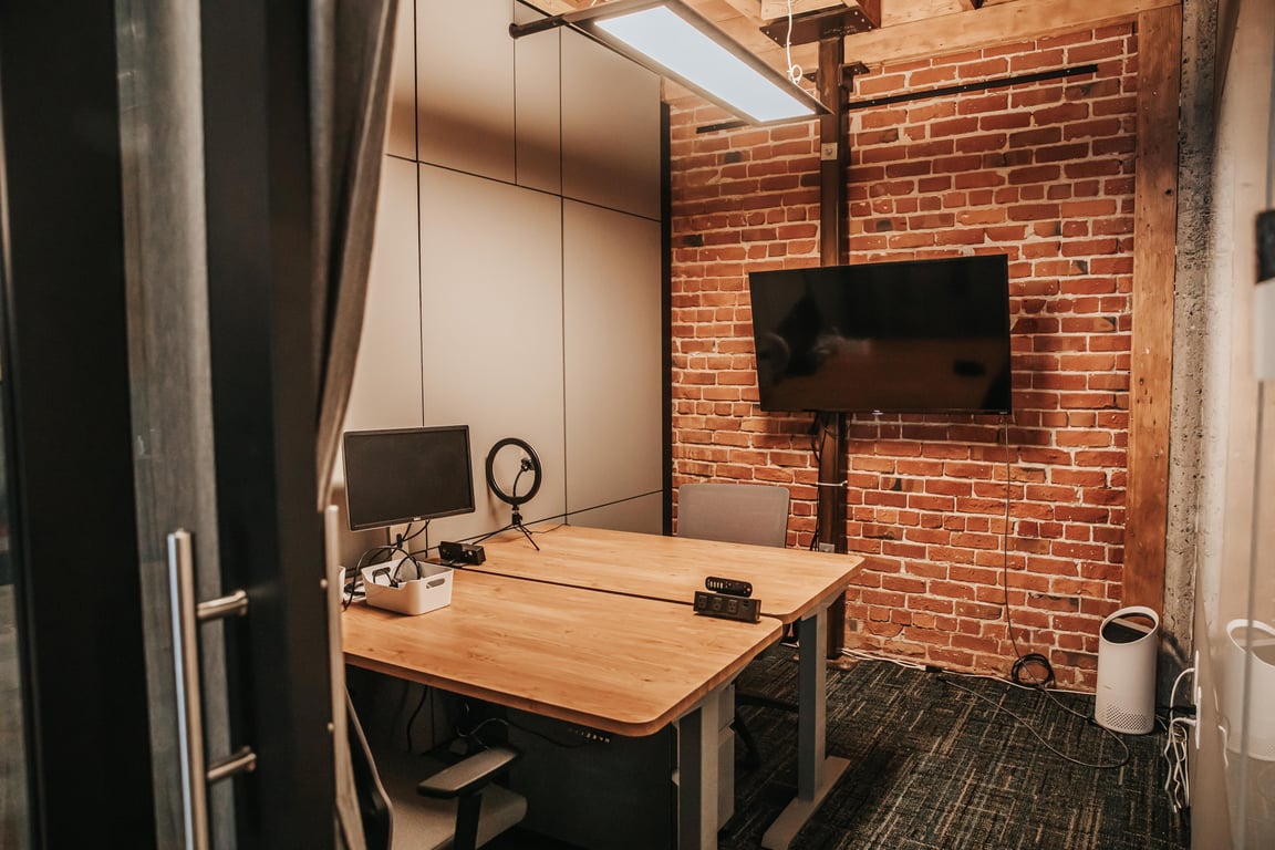An interior shot of Office Suite 211