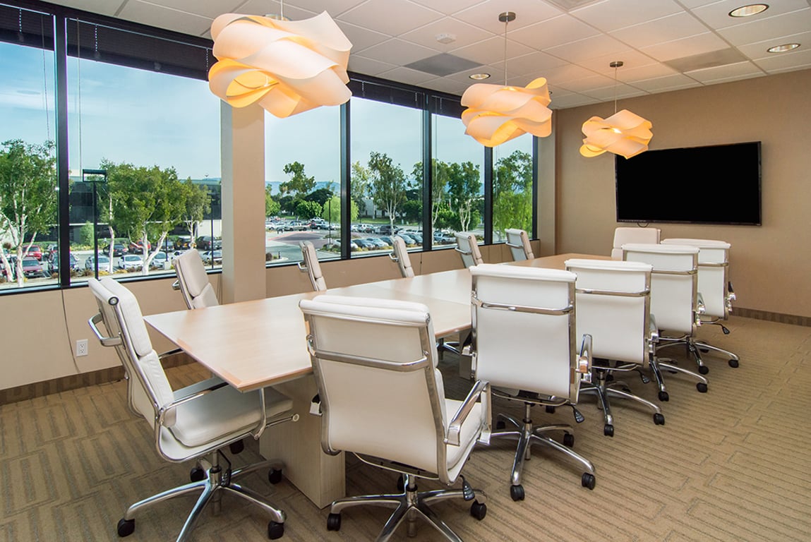 Premier Workspaces - Von Karman Corporate Center