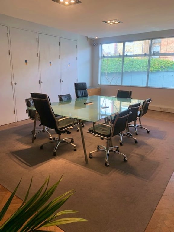 An interior shot of The Small Meeting Room