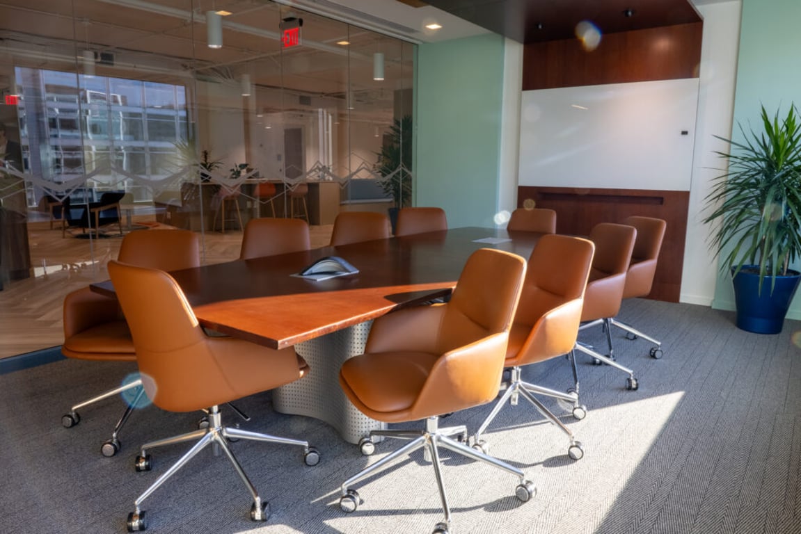 An interior shot of Farragut Boardroom