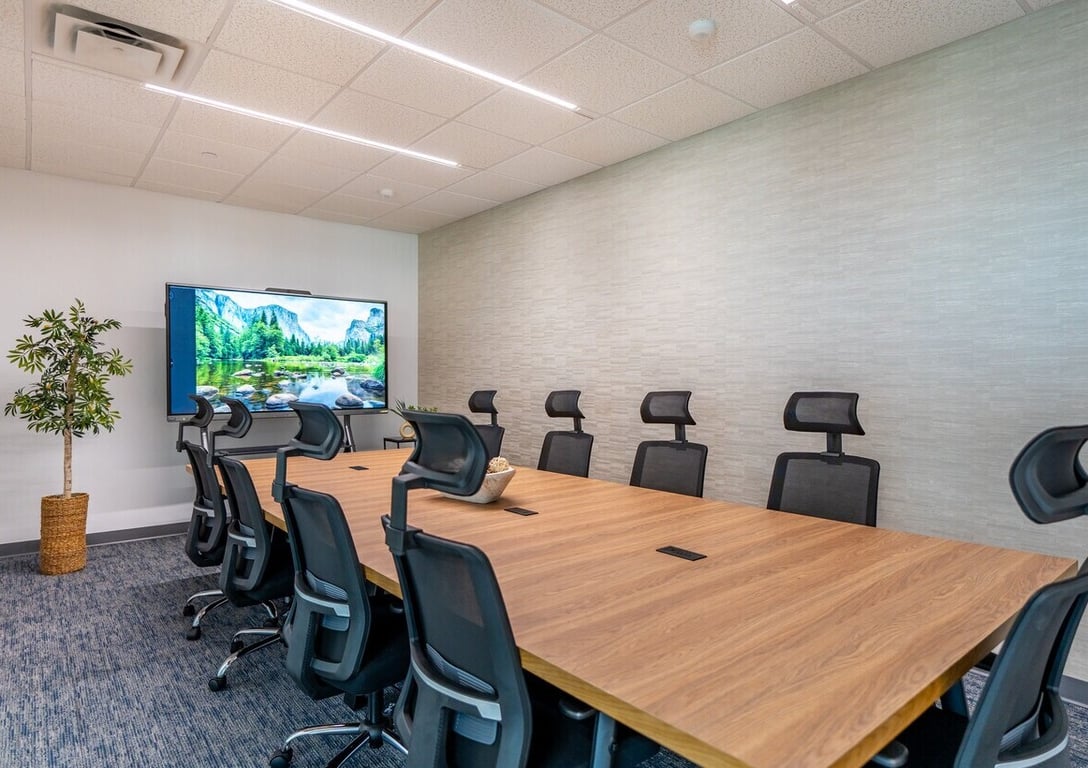 An interior shot of Kennedy Meeting Room