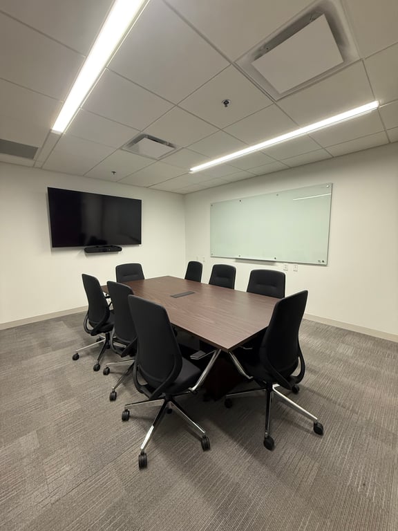 An interior shot of The Broadway Meeting Room