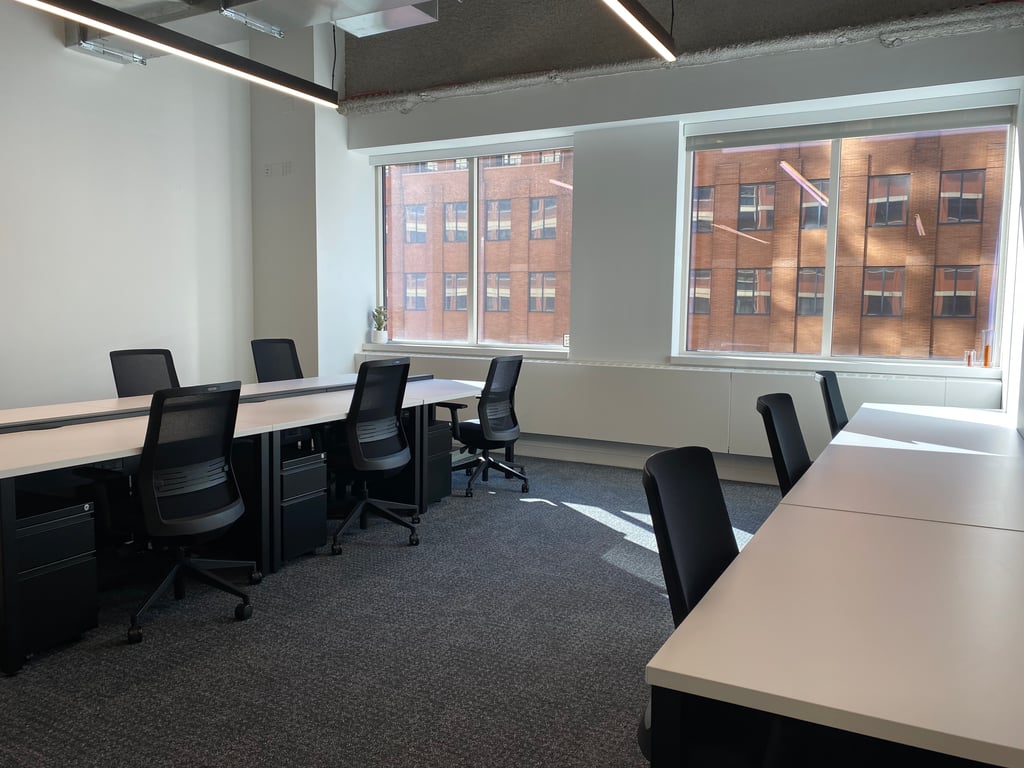 An interior shot of Private Office 733