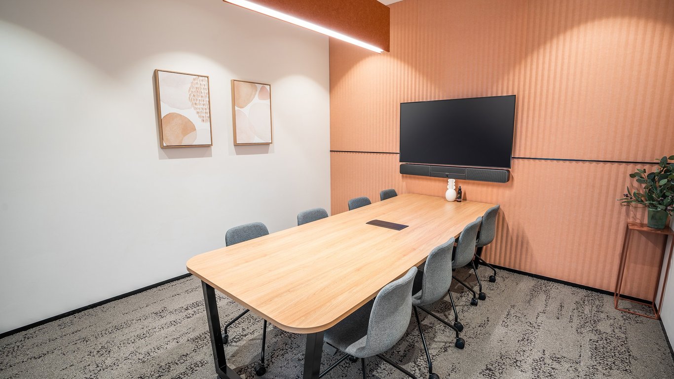 An interior shot of Deep Creek Meeting Room