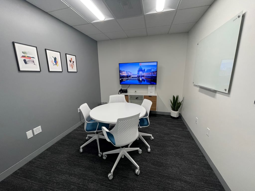 An interior shot of Loft Meeting Room