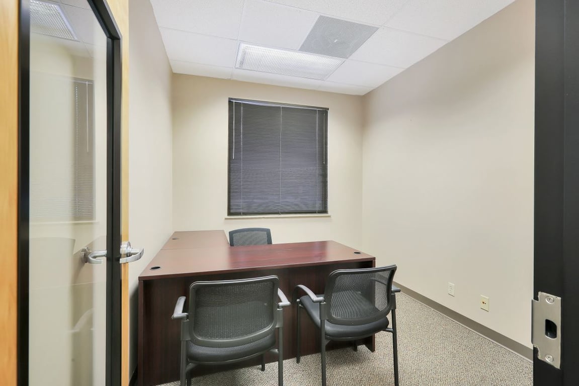 An interior shot of Small Office O-4 - Chesterfield