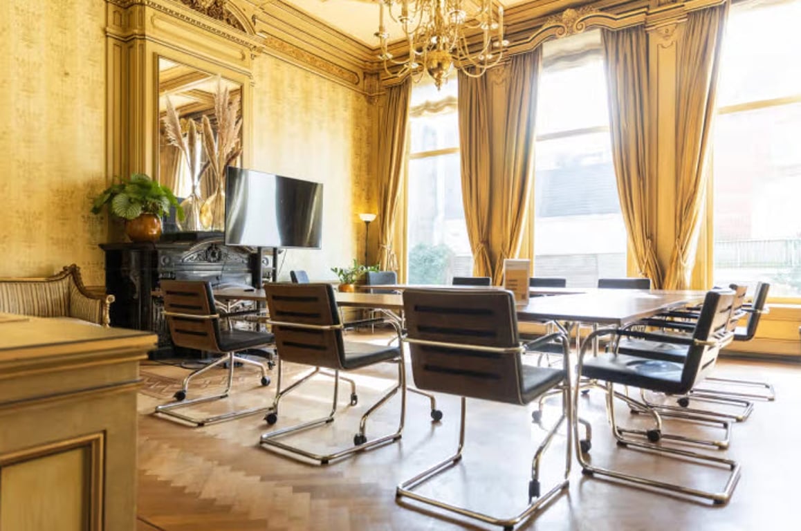 An interior shot of StartDock Keizersgracht - Nelson Mandela