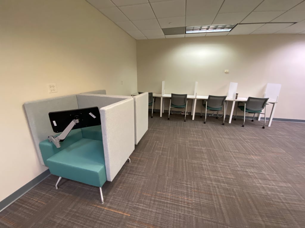 An interior shot of Office Evolution - Naperville