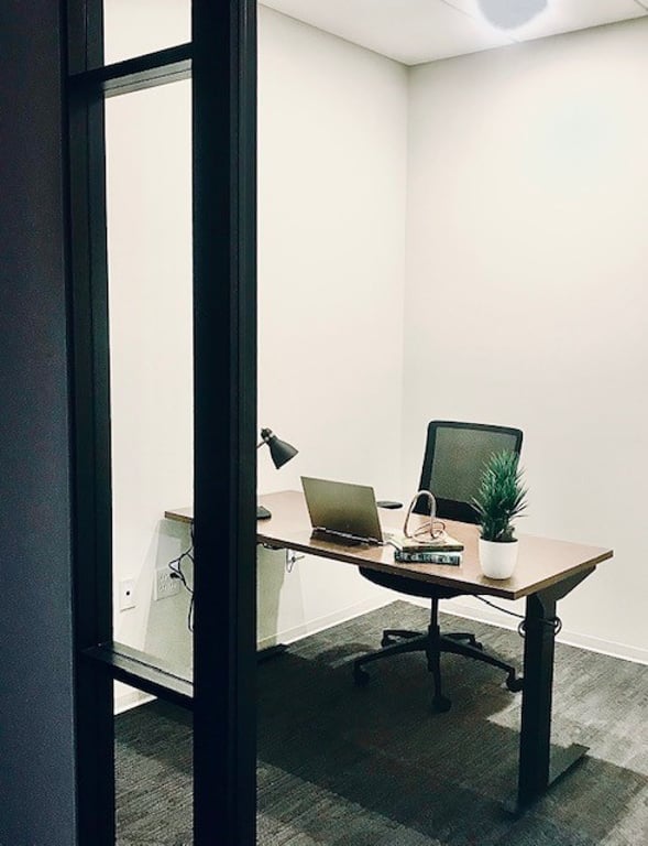 An interior shot of 1-Desk Office Suite