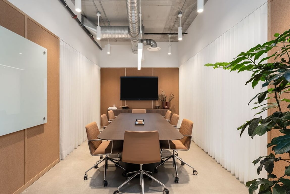 An interior shot of 8 Person Meeting Room Downtown Vancouver - Elm Meeting Room