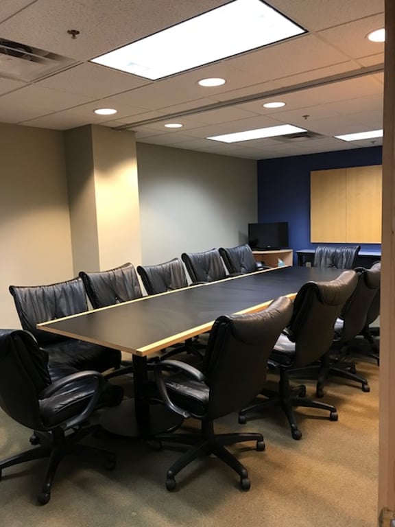 Extra Large Conference Room