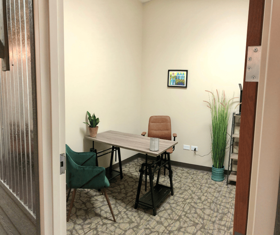 An interior shot of Small Office One Desk