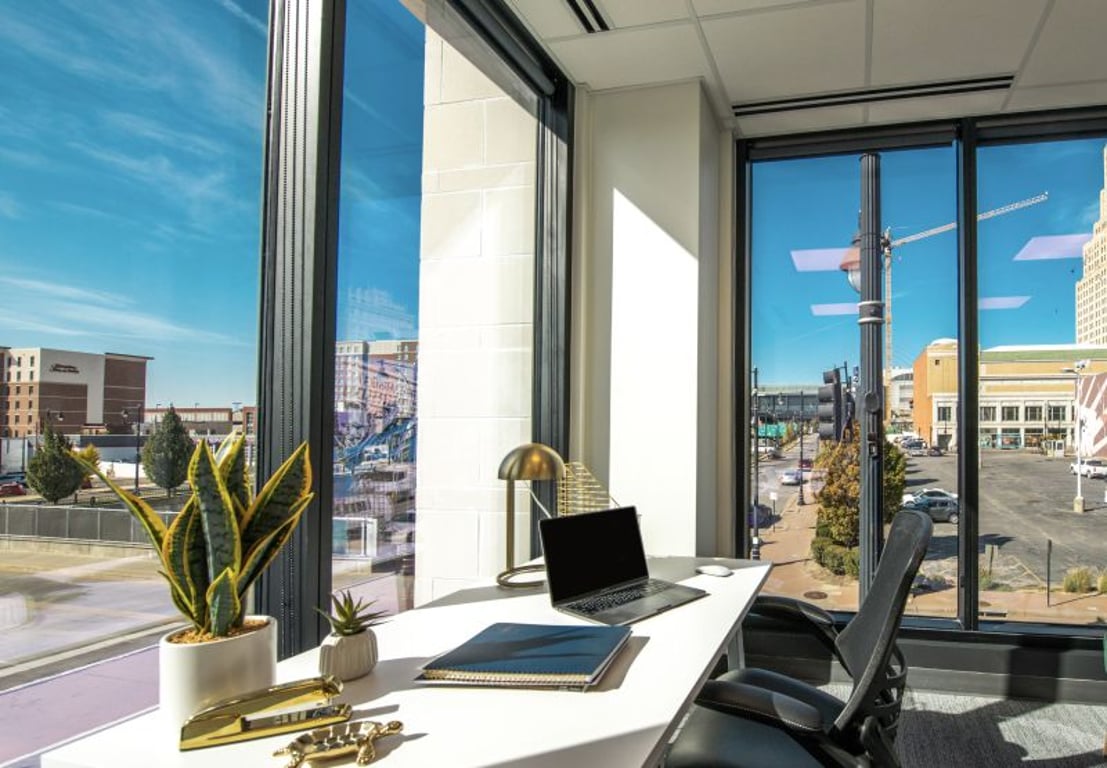 An interior shot of Private Window Office 21 - 6 people