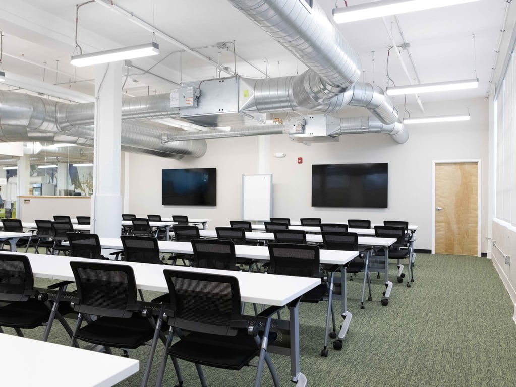 An interior shot of Carolina Room (Bain)