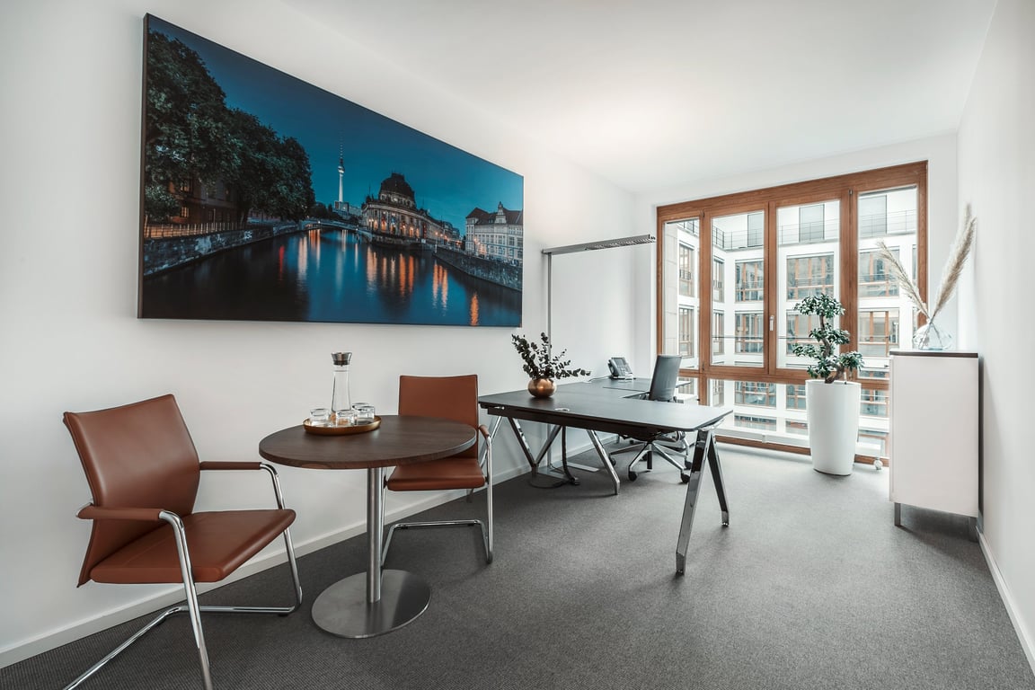 An interior shot of Tagesbüro 2.15