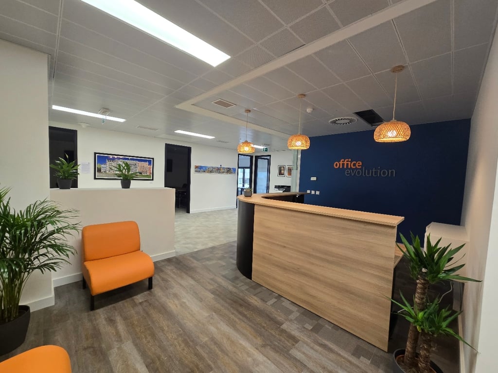 An interior shot of Office Evolution - Entrecampos