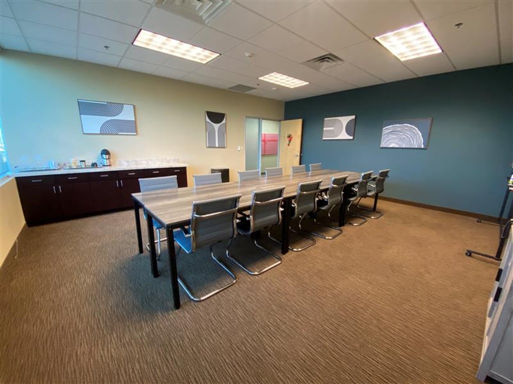 An interior shot of Large Conference Room Suite 380