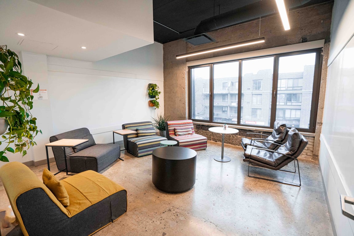 An interior shot of War room