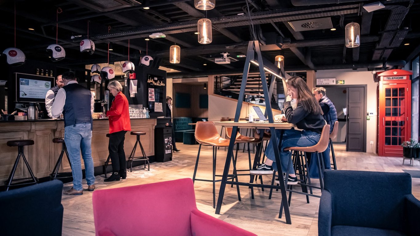 An interior shot of La Hune Coworking