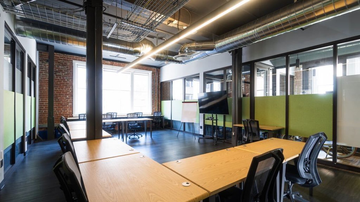 An interior shot of 16 Person Training Room