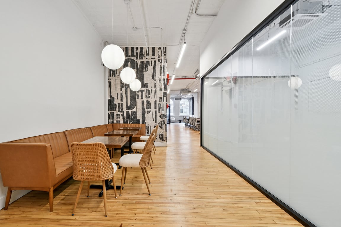 An interior shot of Soho Versatile Loft with 5 Breakout Rooms