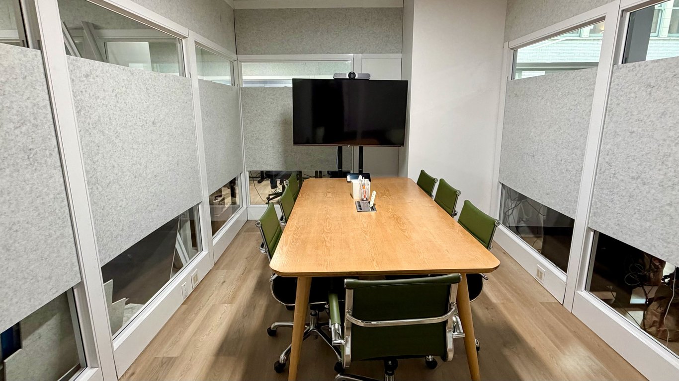 An interior shot of Meeting Room 7A - 465Cal