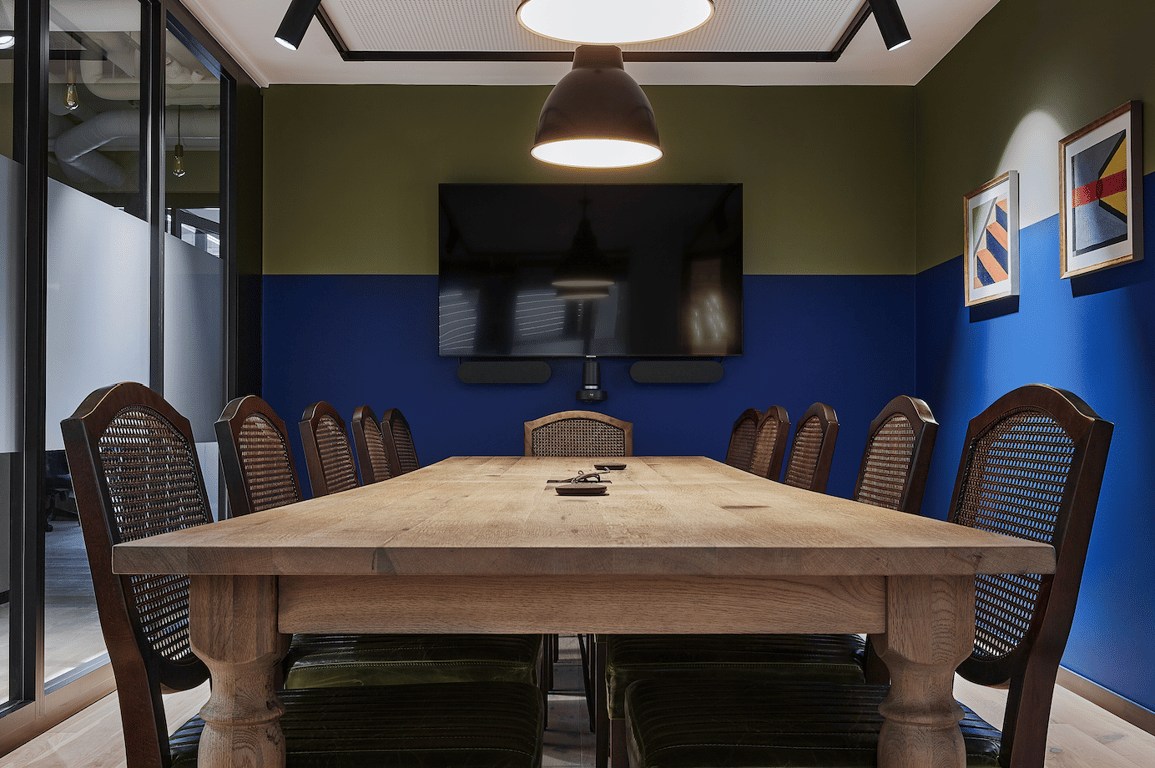 An interior shot of Meeting Room M02