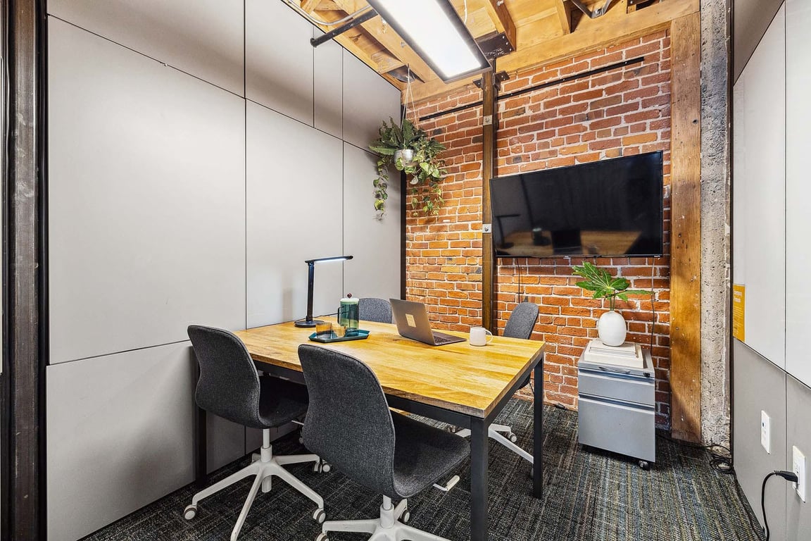 An interior shot of Opal Meeting Room