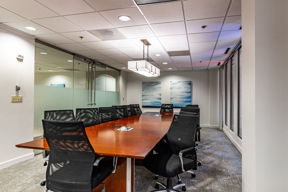14 Person Conference Room | Downtown