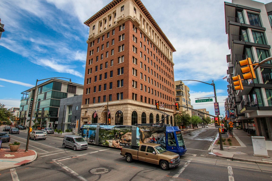 An interior shot of Downtown Executive Offices