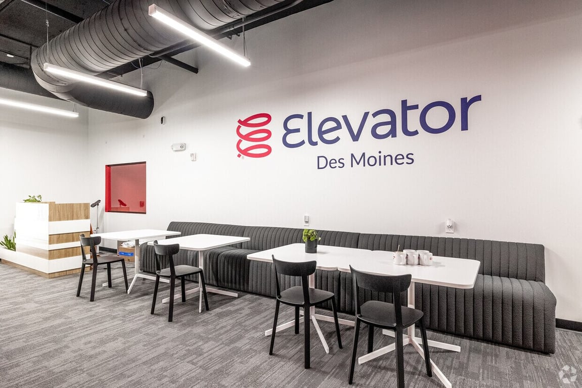 An interior shot of Elevator Co-Warehousing (Des Moines)